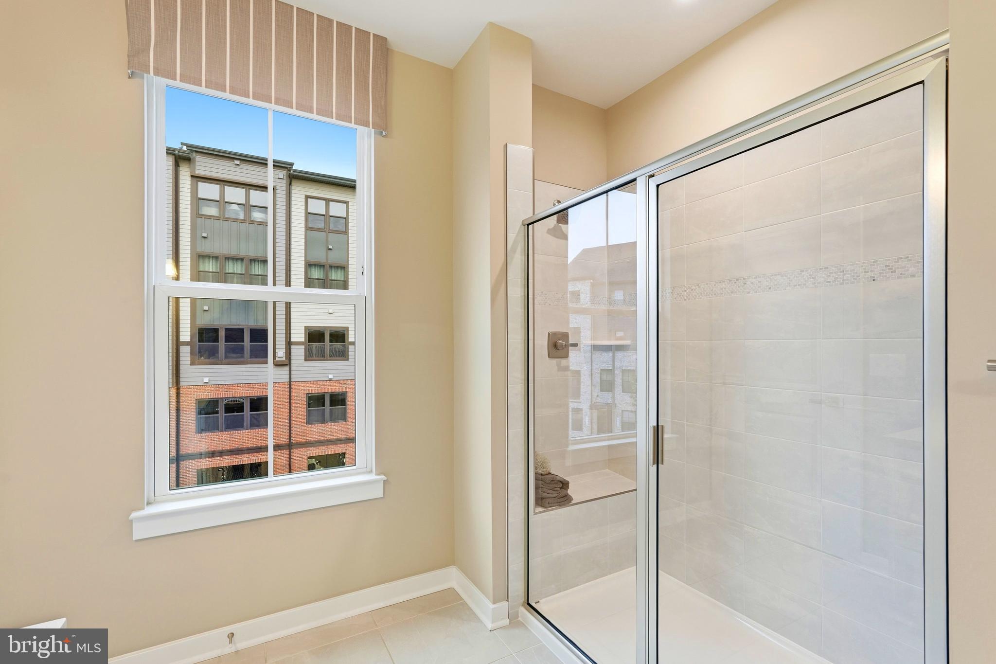 14540 George Carter Way, Unit 290 Chantilly, VA 20151 - Photo 29 of 77