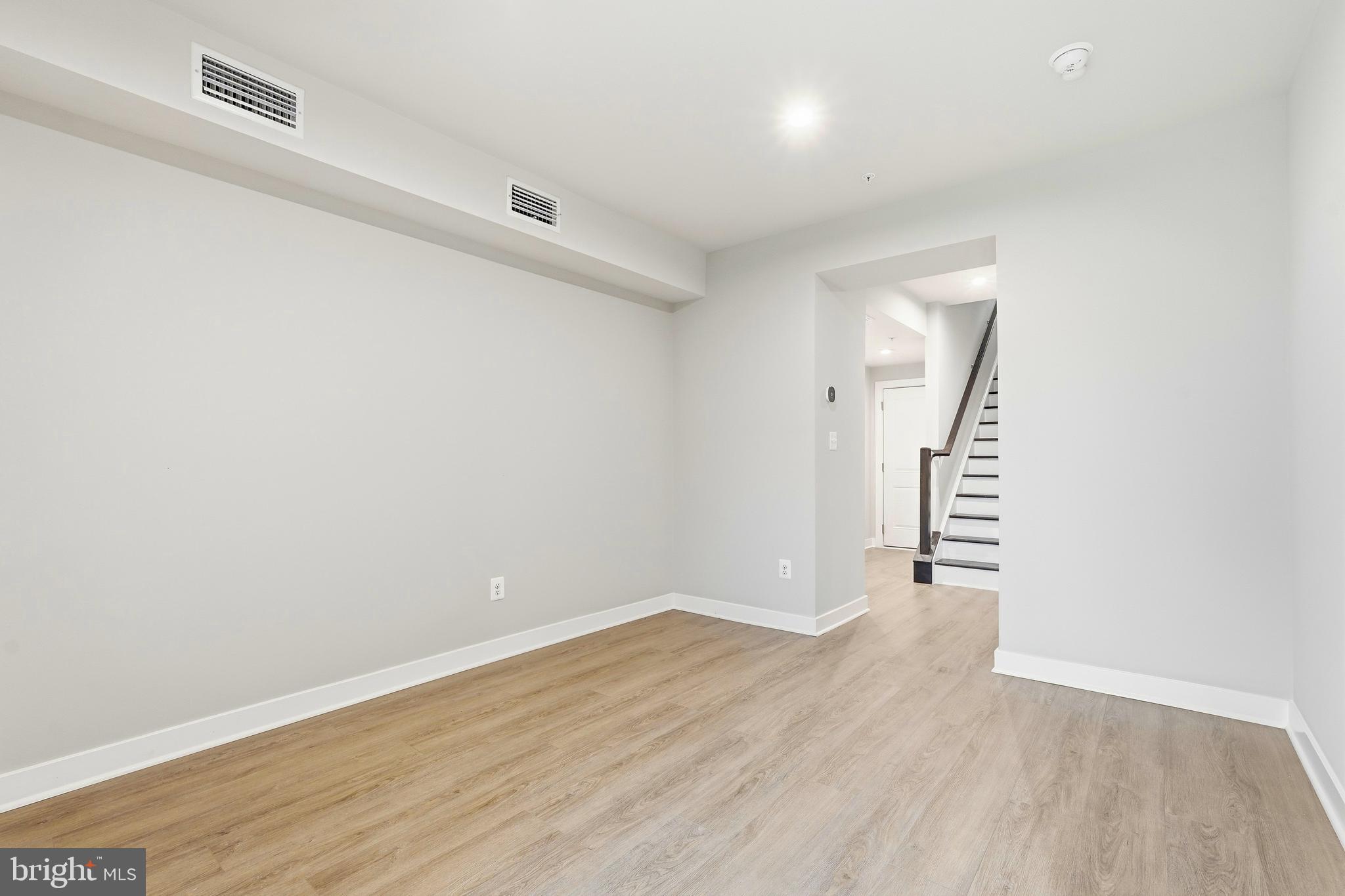 14540 George Carter Way, Unit 290 Chantilly, VA 20151 - Photo 50 of 77