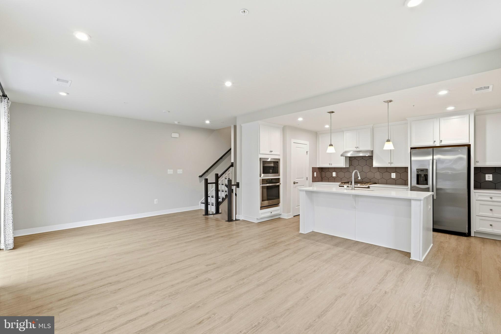 14540 George Carter Way, Unit 290 Chantilly, VA 20151 - Photo 6 of 77