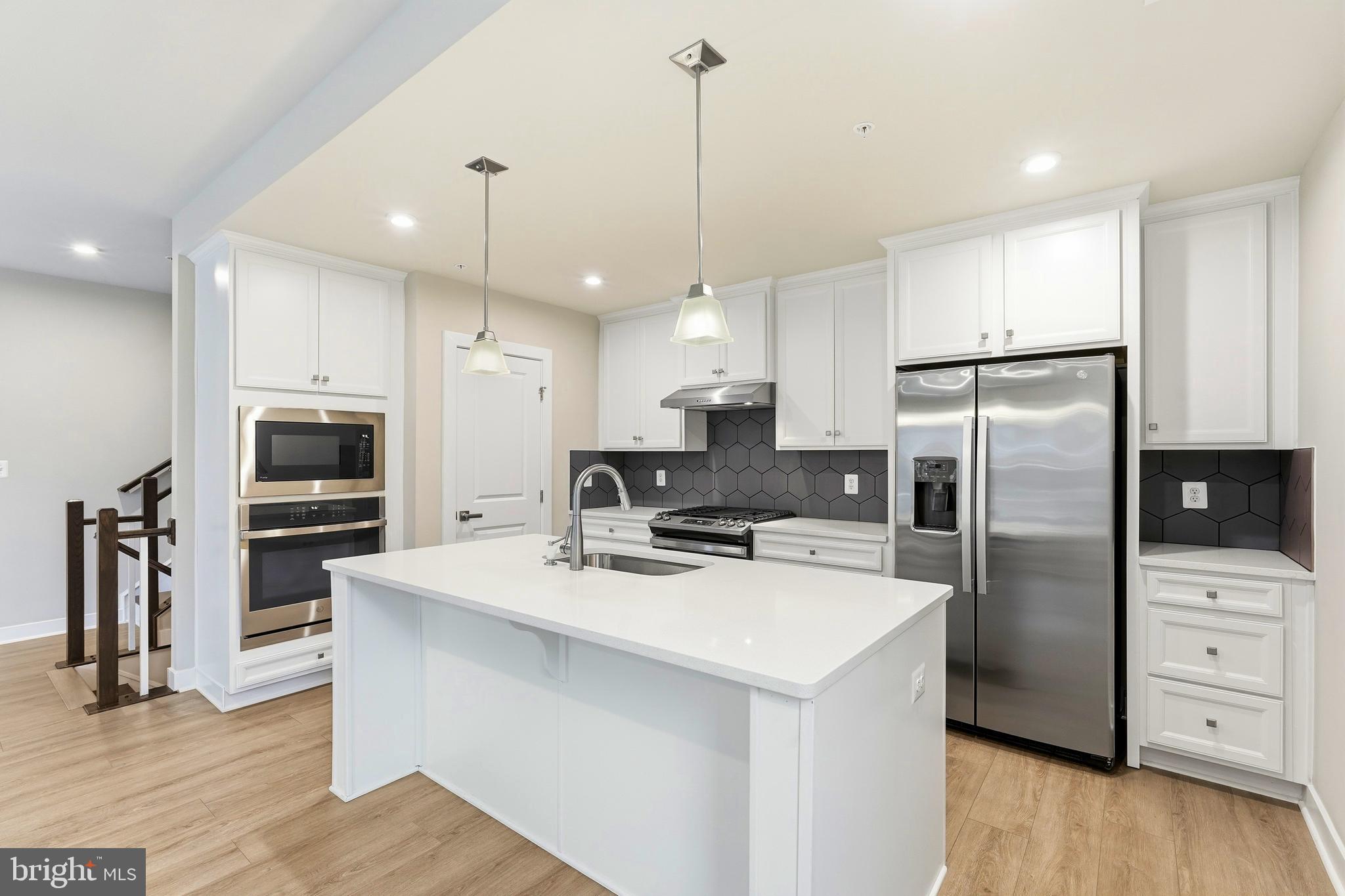 14540 George Carter Way, Unit 290 Chantilly, VA 20151 - Photo 8 of 77