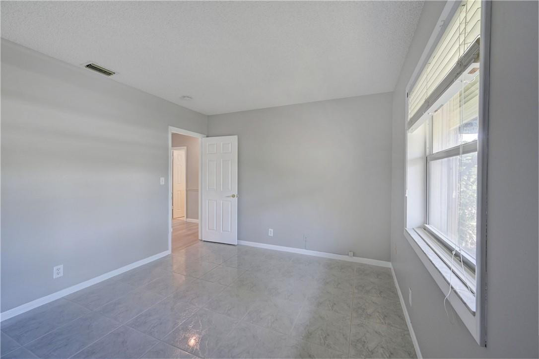 7743 West Country Club Boulevard Boca Raton, FL 33487 - Photo 11 of 37 Photo 11