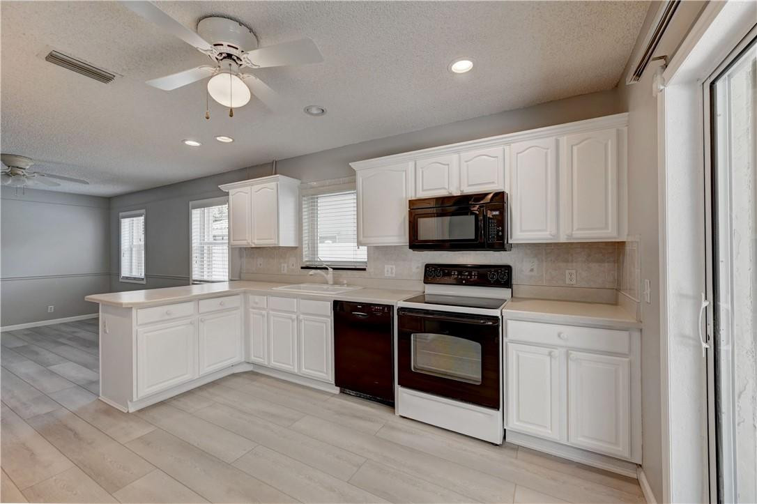 7743 West Country Club Boulevard Boca Raton, FL 33487 - Photo 4 of 37 Photo 4