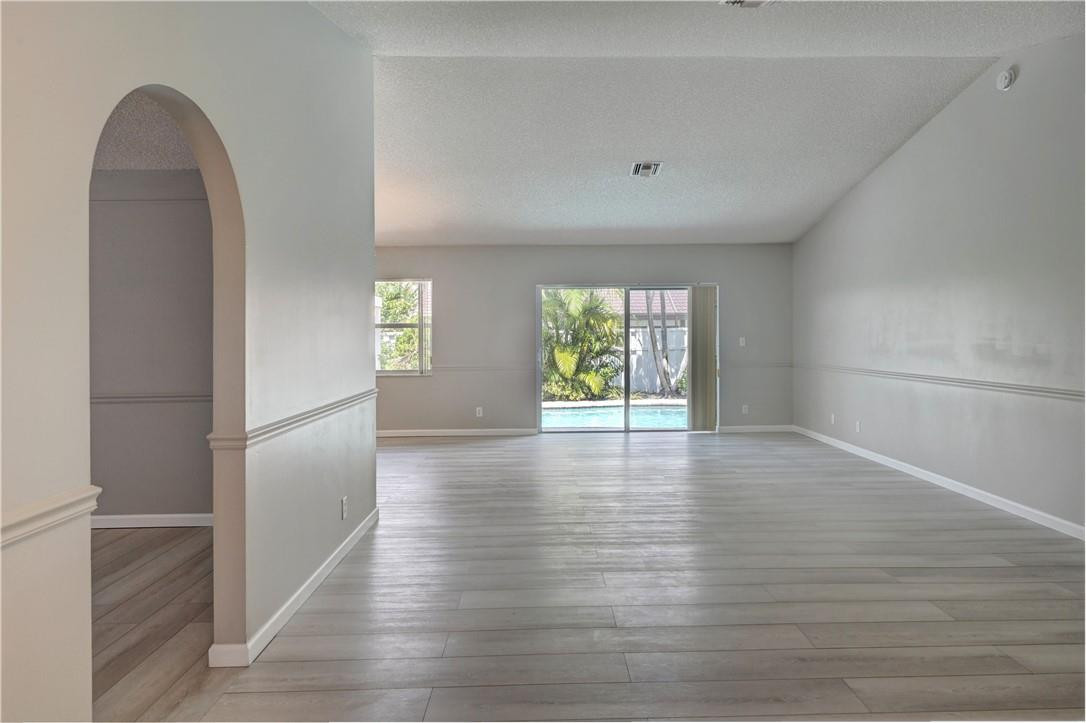 7743 West Country Club Boulevard Boca Raton, FL 33487 - Photo 5 of 37 Photo 5