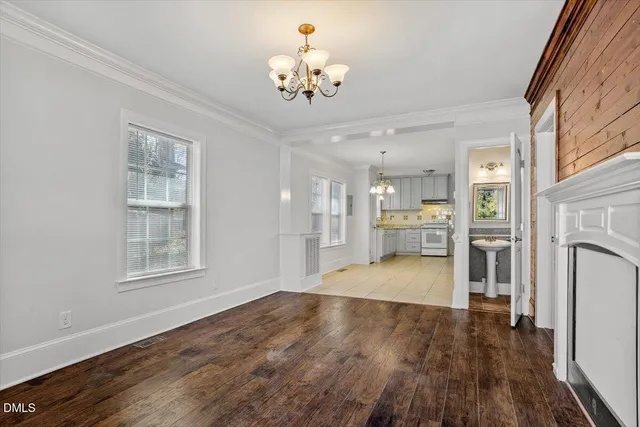 a view of a entryway door of the house