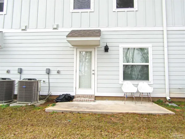 $1,750 | 8900 Brigade Trail, Pensacola, FL 32534