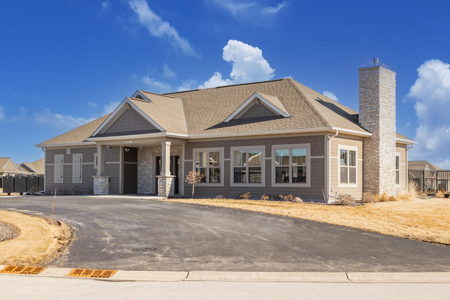 N28-w25285 Pkwy Rdg Circle, Unit C Pewaukee, WI 53072 - Photo 30 of 41 Community Clubhouse