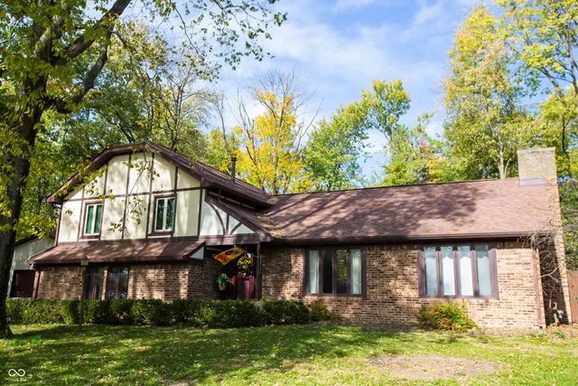 $399,000 | 620 East McKay Road, Shelbyville, IN 46176