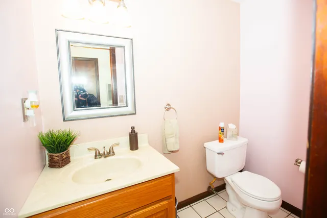 $399,000 | 620 East McKay Road, Shelbyville, IN 46176