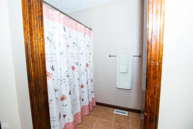 $399,000 | 620 East McKay Road, Shelbyville, IN 46176