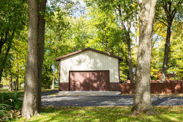 $399,000 | 620 East McKay Road, Shelbyville, IN 46176