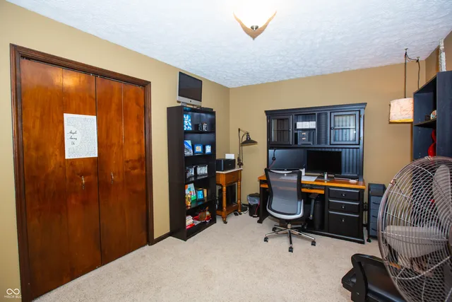 $399,000 | 620 East McKay Road, Shelbyville, IN 46176