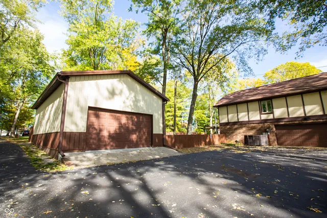 $399,000 | 620 East McKay Road, Shelbyville, IN 46176