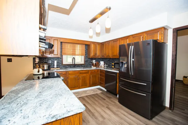 $399,000 | 620 East McKay Road, Shelbyville, IN 46176