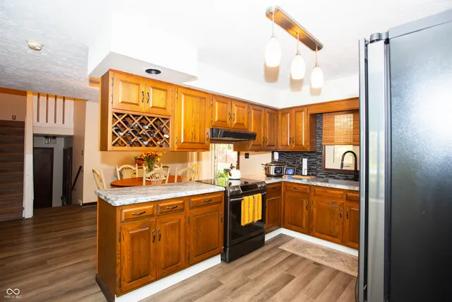 $399,000 | 620 East McKay Road, Shelbyville, IN 46176