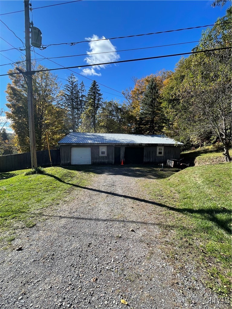 2139 Damon Road Cazenovia, NY 13122 - Photo 4 of 29