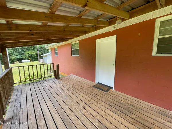 $325,000 | 10290 County Road 4306, Union, MS 39365