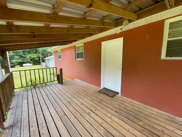 $325,000 | 10290 County Road 4306, Union, MS 39365