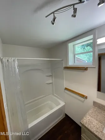 $325,000 | 10290 County Road 4306, Union, MS 39365