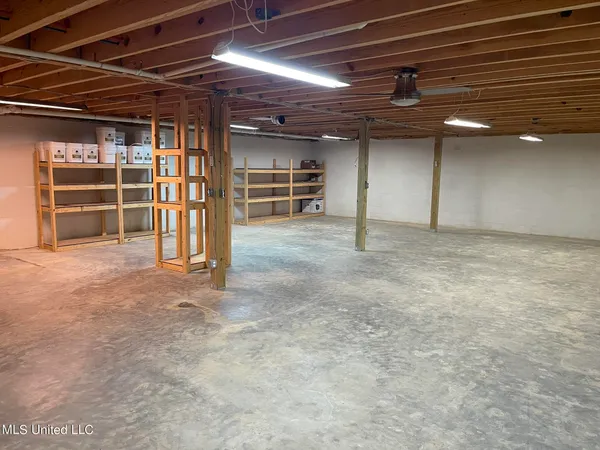 $325,000 | 10290 County Road 4306, Union, MS 39365