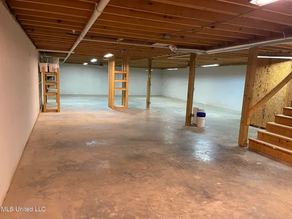 $325,000 | 10290 County Road 4306, Union, MS 39365