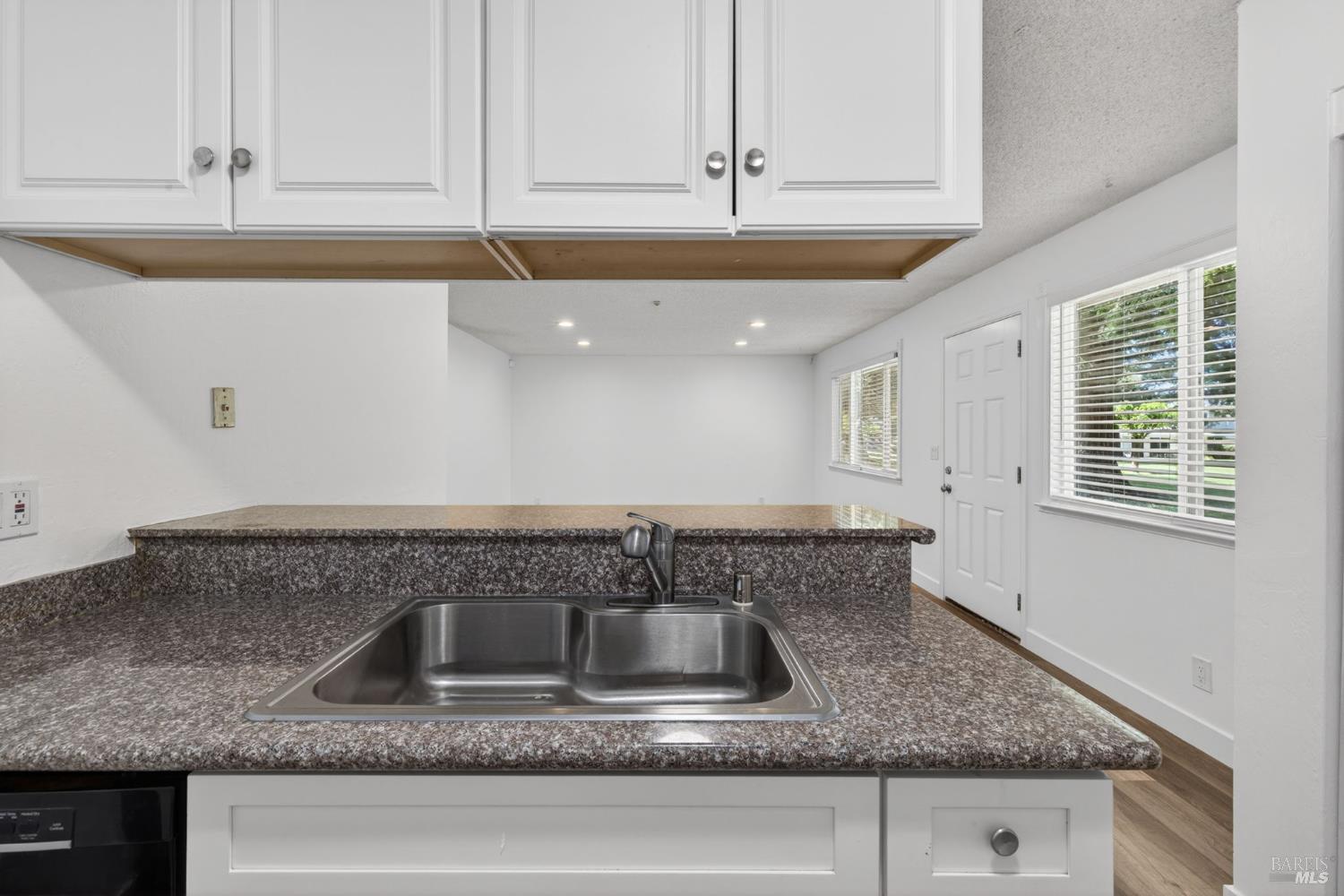 2432 Plata Court Santa Rosa, CA 95403 - Photo 10 of 17