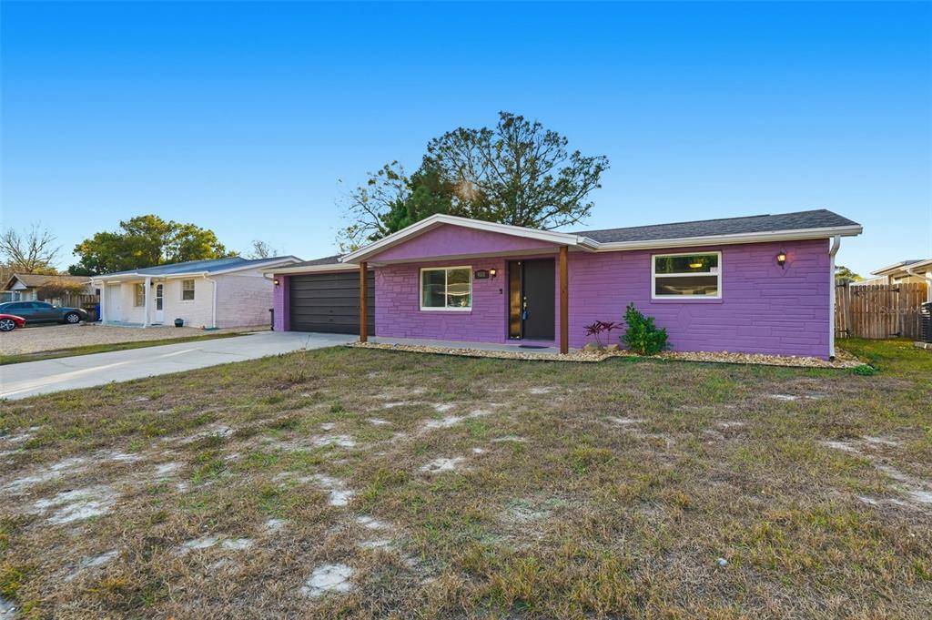 9101 Hunt Club Lane Port Richey, FL 34668 - Photo 11 of 37