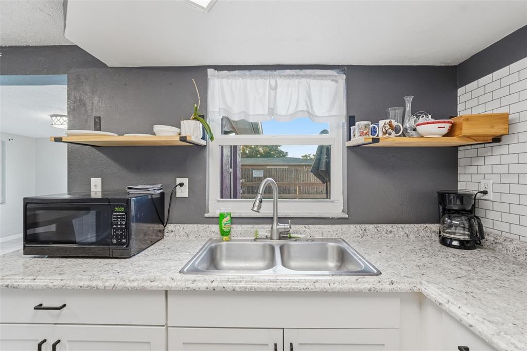 9101 Hunt Club Lane Port Richey, FL 34668 - Photo 25 of 37