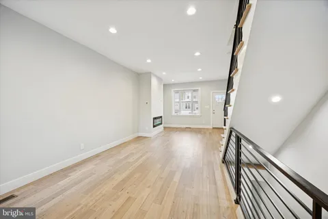 $295,000 | 2869 Aramingo Avenue, Philadelphia, PA 19134