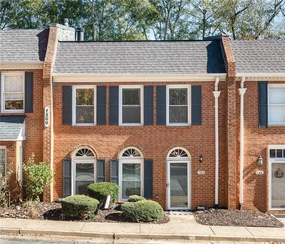 $420,000 | 7307 St Charles Square, Roswell, GA 30075