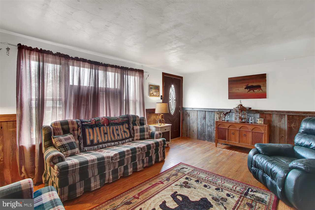 116 Winterstown Road Red Lion, PA 17356 - Photo 4 of 25 Gallery Image 4