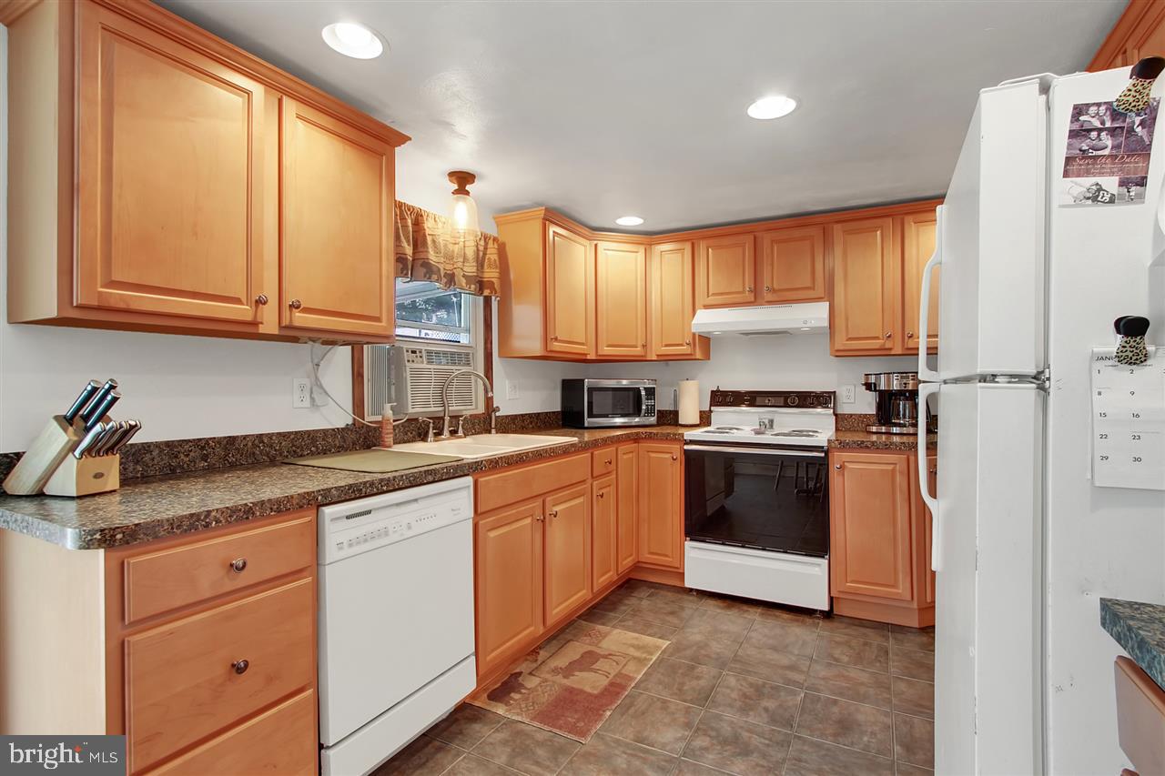 116 Winterstown Road Red Lion, PA 17356 - Photo 5 of 25 Gallery Image 5