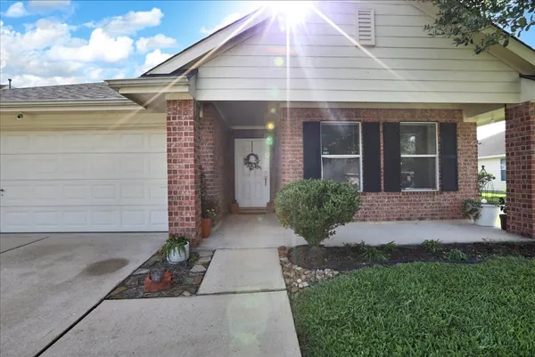 $2,100 | 14306 Alaman Drive, Houston, TX 77090