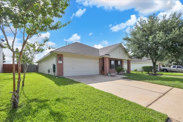 $2,100 | 14306 Alaman Drive, Houston, TX 77090