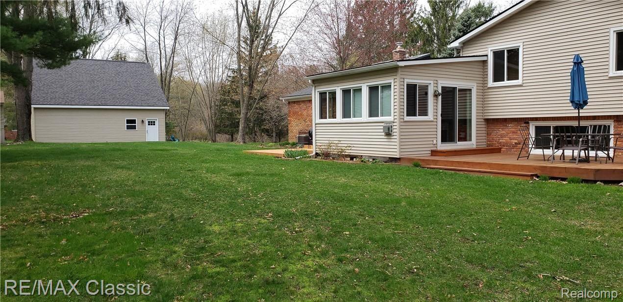 4860 Harvey Lake Road Highland, MI 48356 - Photo 5 of 57 20190502_133151-1.jpg