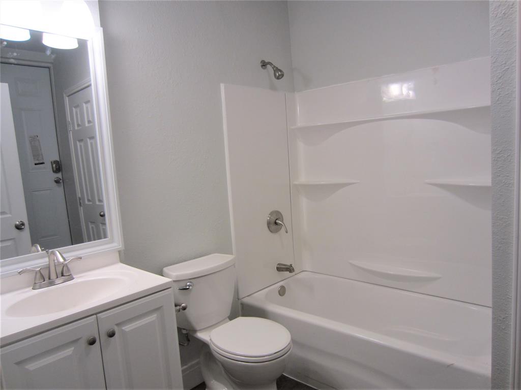 1420 Knight Street, Unit 100 Denton, TX 76205 - Photo 12 of 19