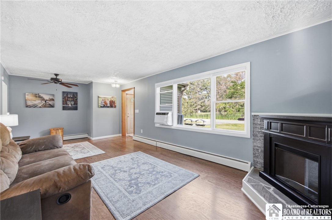 8028 Hayes Hollow Road Colden, NY 14033 - Photo 9 of 50 Living Room