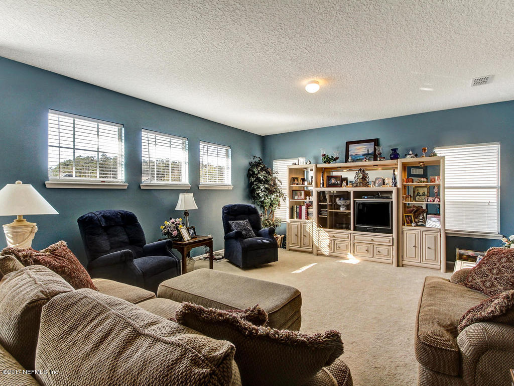 547 Roserush Lane Jacksonville, FL 32225 - Photo 23 of 41 Upstairs Family Room