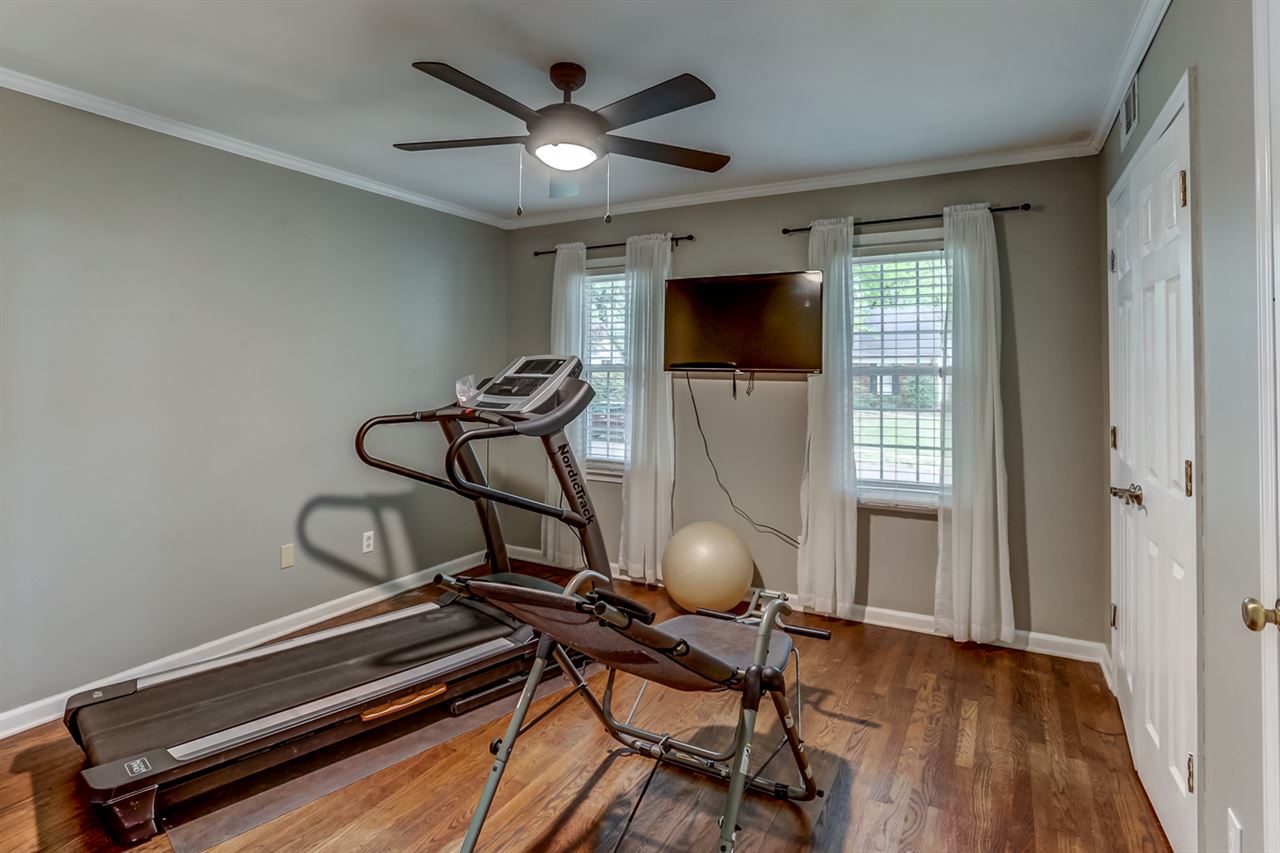 1816 Old Mill Road Germantown, TN 38138 - Photo 15 of 25 Gallery Image 15