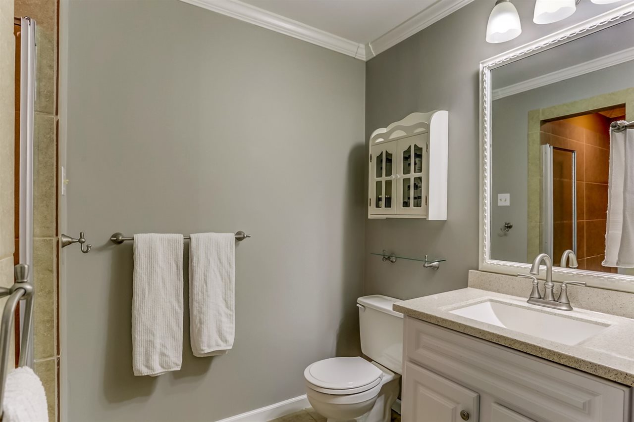 1816 Old Mill Road Germantown, TN 38138 - Photo 17 of 25 Gallery Image 17