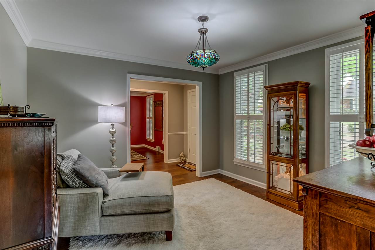 1816 Old Mill Road Germantown, TN 38138 - Photo 3 of 25 Gallery Image 3
