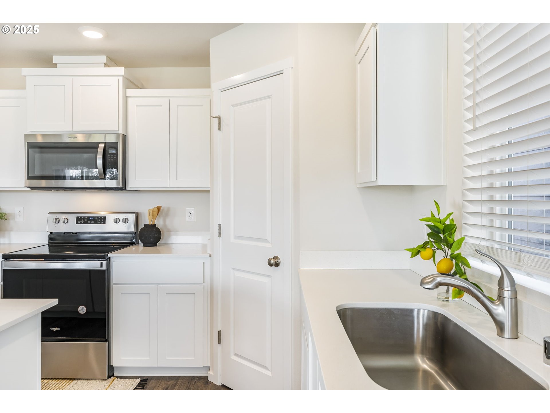 913 Northwest 174th Street Ridgefield, WA 98642 - Photo 11 of 39