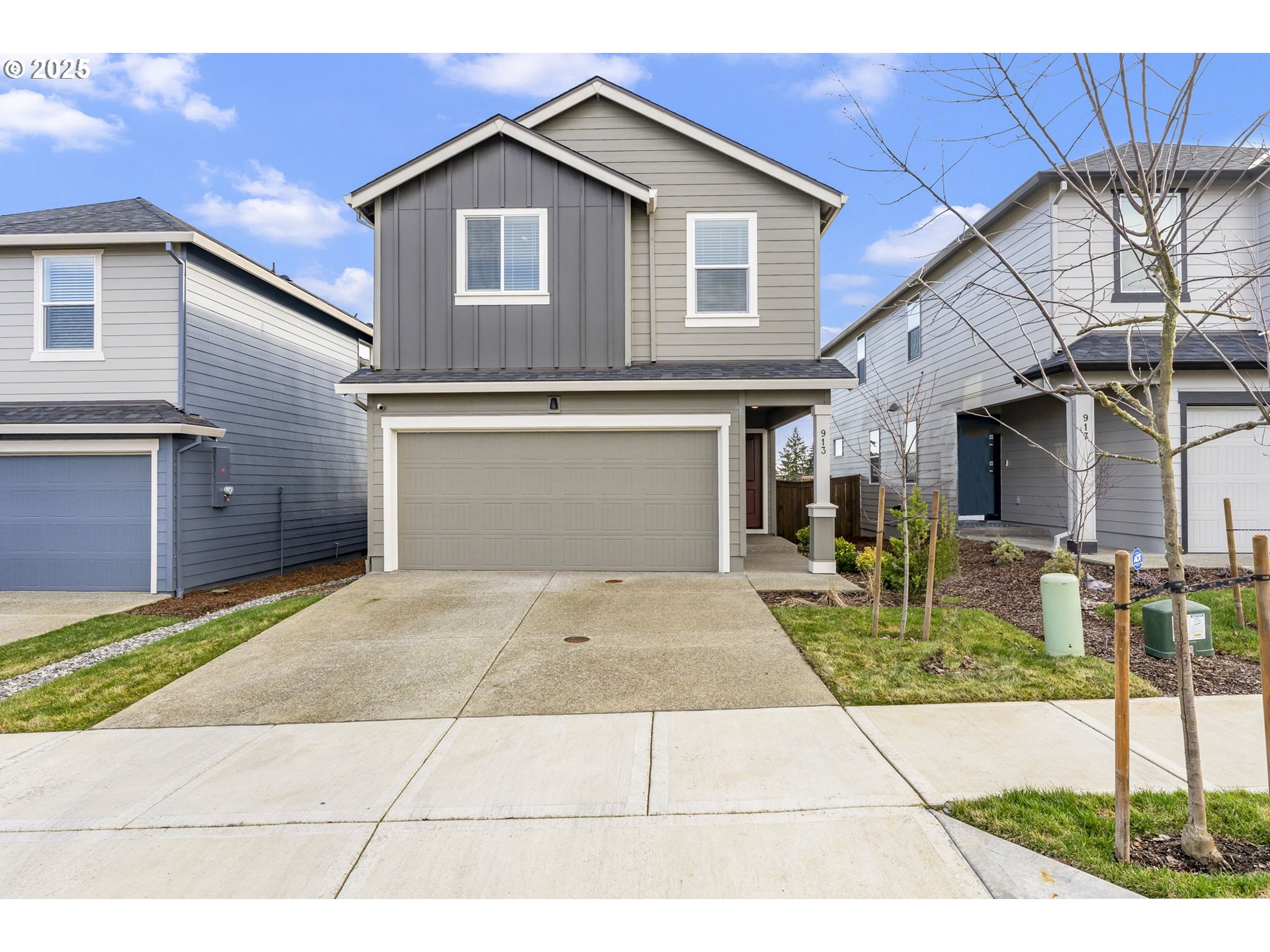 913 Northwest 174th Street Ridgefield, WA 98642 - Photo 3 of 39