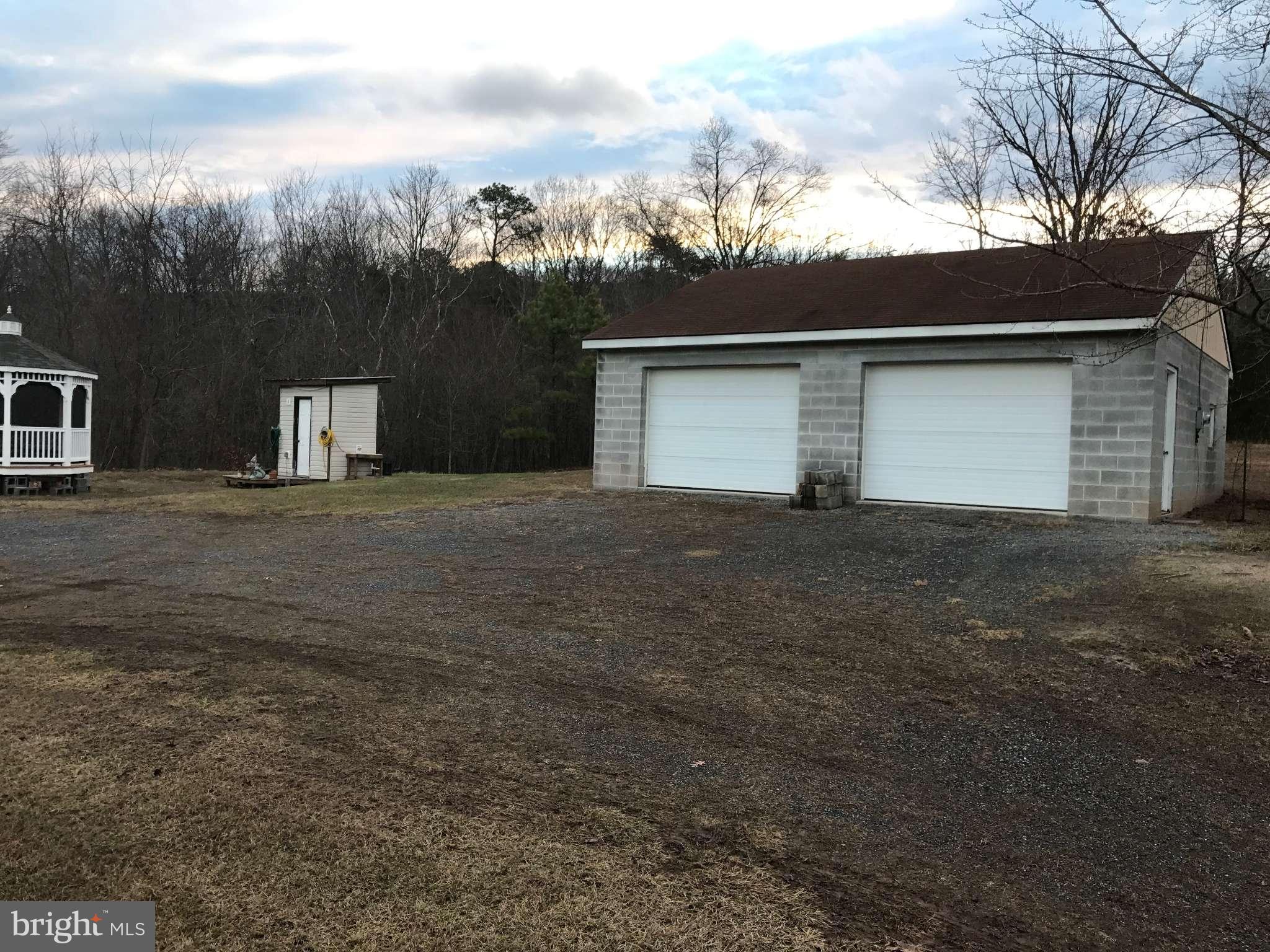 725 Wv Route Berkeley Springs, WV 25411 - Photo 8 of 29 Exterior (General)