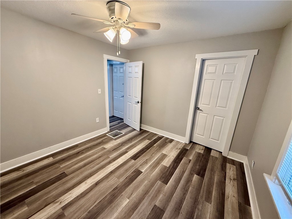 3499 West Lafayette Avenue Decatur, IL 62522 - Photo 14 of 16 Gallery Image 14
