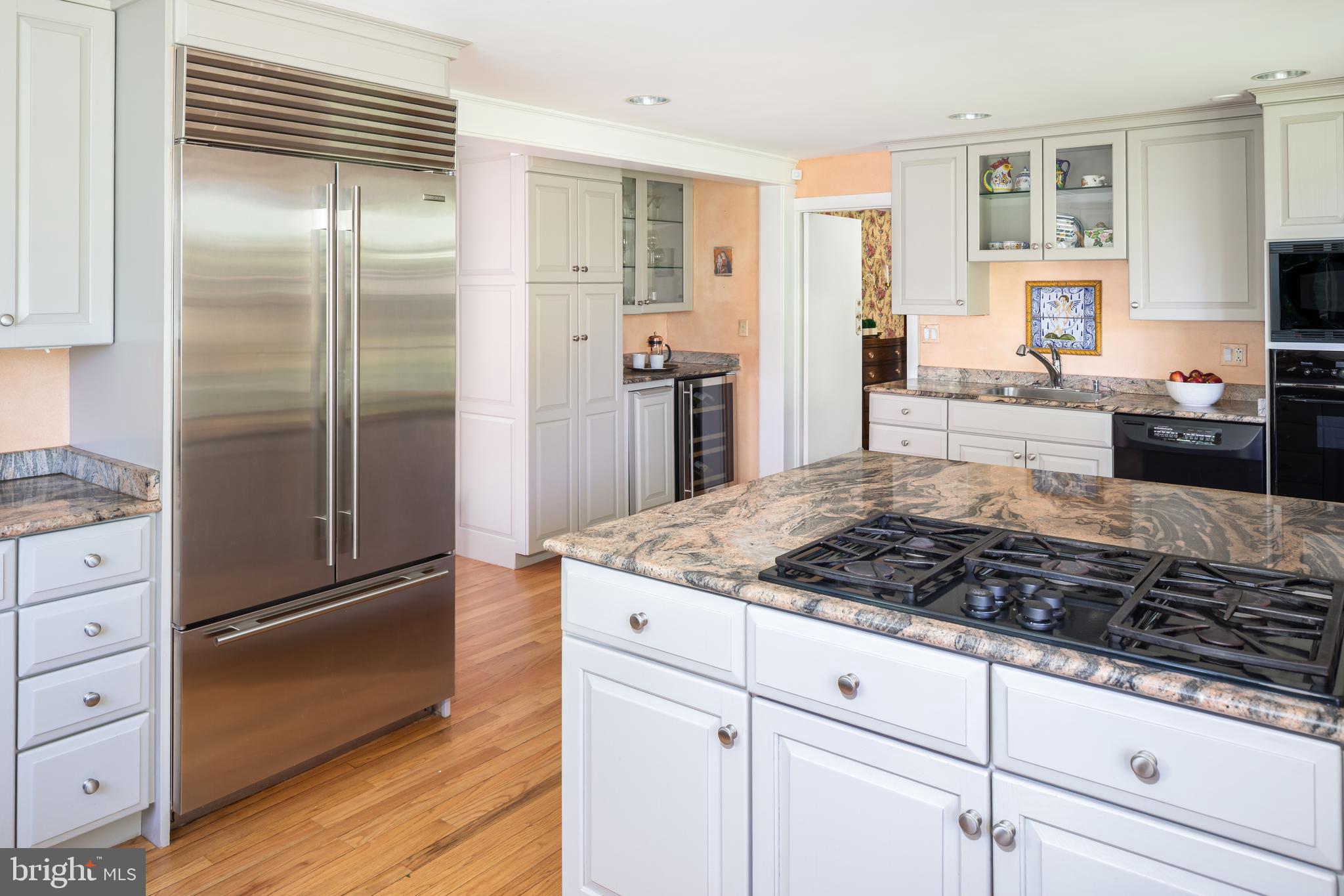 137 Davis Road Malvern, PA 19355 - Photo 21 of 61 Kitchen