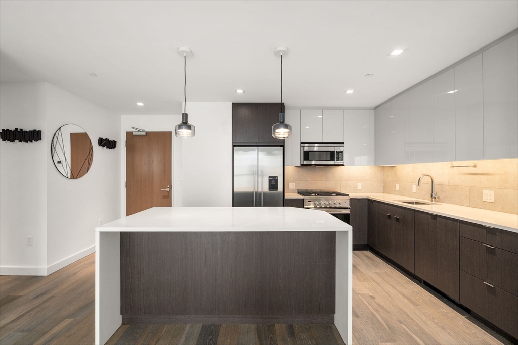 375 Canal Street, Unit 611 Somerville, MA 02145 - Photo 1 of 23