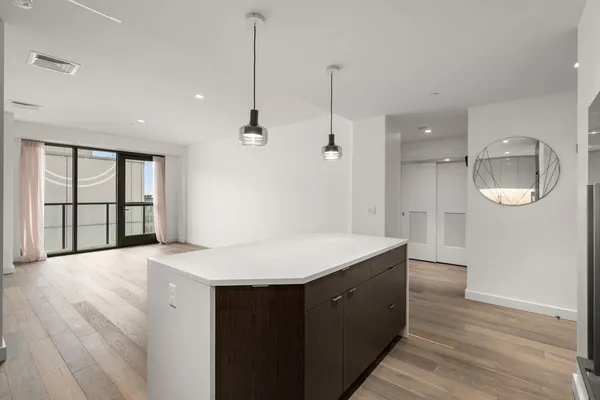$4,200 | 375 Canal Street, Unit 611, Somerville, MA 02145