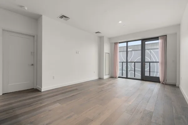 $4,200 | 375 Canal Street, Unit 611, Somerville, MA 02145