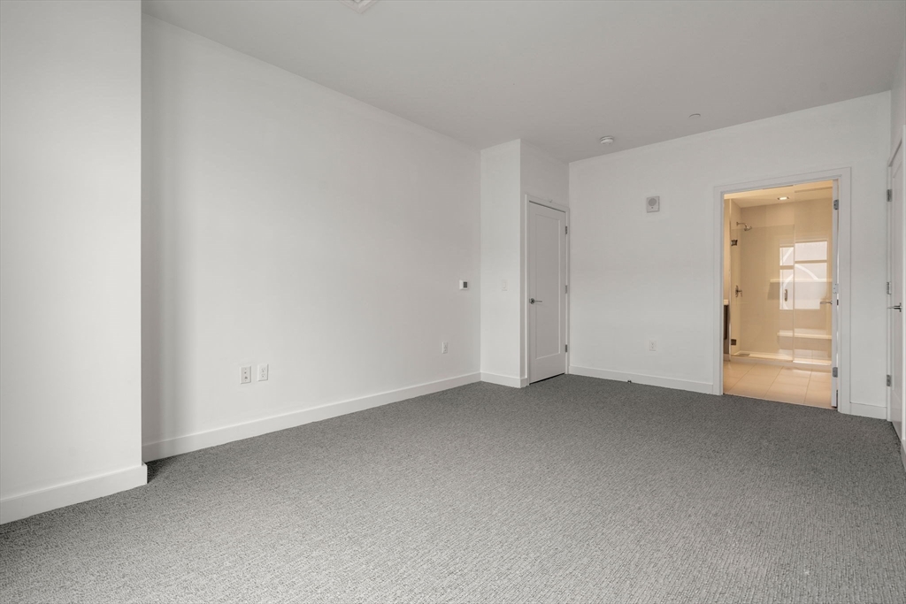 375 Canal Street, Unit 611 Somerville, MA 02145 - Photo 10 of 23