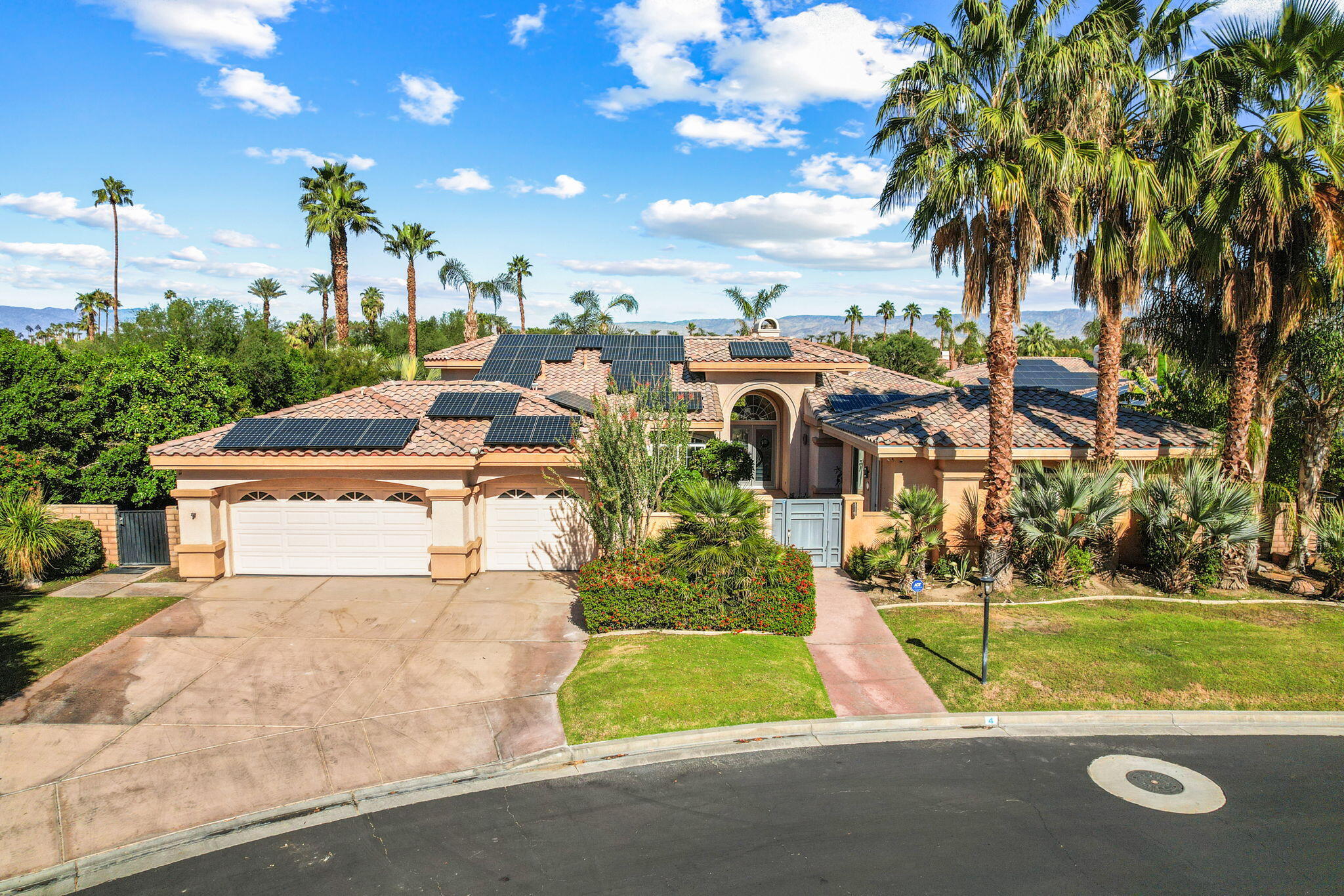 4 Ivy League Circle, Rancho Mirage, CA 92270 Compass
